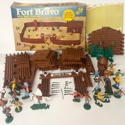 Vintage Fort Bravo Wild West Play Set