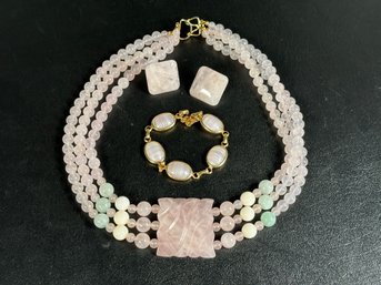 A Beautiful Selection Of Vintage Jewelry In Pink Quartz