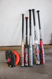 Lot Of 5 Baseball Bats W/catchers Mitt