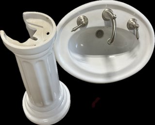 Gorgeous White Porcelain Pedestal Sink With Fixtures! MINT!