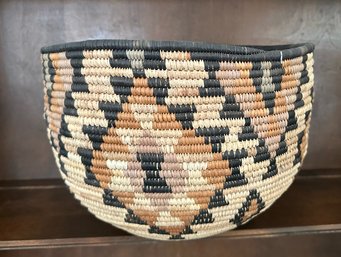Hand Made Traditional Hulu Basket
