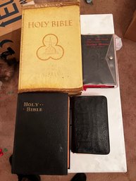 Lot Of 4 Vintage Holy Bibles