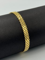 Gorgeous 14k Yellow Gold Mesh Style Bracelet