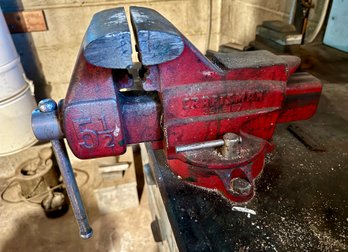 Craftsman 5 1/2 Bench Vise