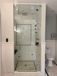 A 3 Piece Frameless Glass Shower Enclosure - Vent For Steam - Bath 2