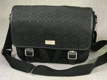 Fantastic Unisex Black COACH Messenger Bag - Green Interior - B1269-F70283 - Was Expensive Bag When New !