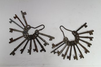 Two Full Rings Of Antique Keys - Lot 1