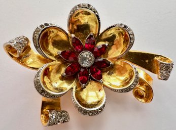 Vintage Coro Craft Heavy Goldtone Metal Floral Pin Brooch With Rhinestones