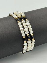 Wonderful Fresh Water Pearl, Black Onyx, & 14k Yellow Gold Bracelet