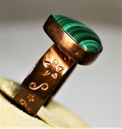 Size 8.5 Southwestern Style Solid Copper Signed Ring Having Malachite Stone