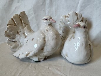 Pair Of Vintage Mid Century Italian Pottery Dove Statues In Excellent Condition