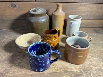 FIVE PIECES STONEWARE