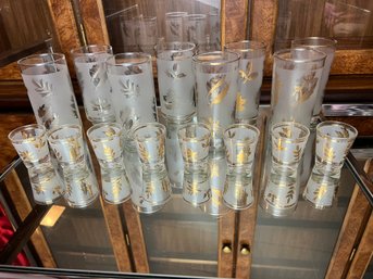 Libby Midcentury Gold & Silver Leaf Pattern Drinkware - 16 Pieces
