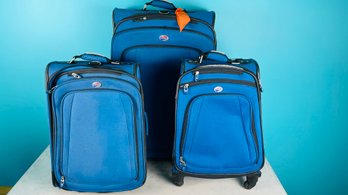 American Tourister Luggage Set