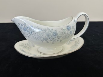 Wedgwood Belle Fleur Gravy Boat With Attached Under Plate