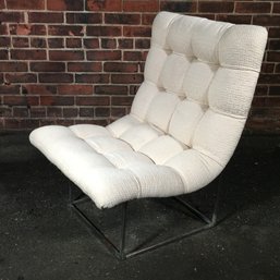 Great Looking MCM / Midcentury Modern Chair - Off White Upholstery - Chrome Base - SUPER Nice Chair !