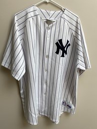 Vintage New York Yankees No. 2 Derek Jeter Button Front Jersey. Genuine MLB Merchandise Majestic. Size XXL.