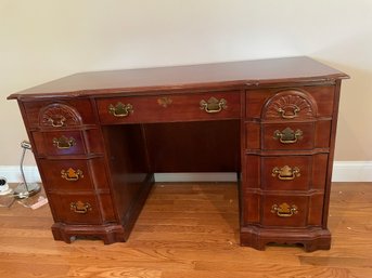 Antique Style Knee Hole Desk.