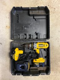 DeWalt XRP 14.4V Cordless Drill With 2 Batteries - Tested And Working