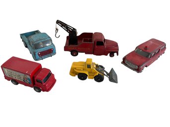 Vtg Lot Of 5 CORGI Diecast Vehicles Including Made In France Meccano Citroen 23 Wrecker