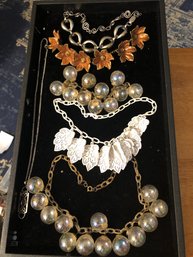 Mixed Unique Jewelry Lot.   3B