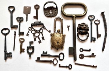 Antique & Vintage Keys, Locks & Nails