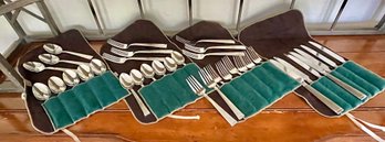 Reed & Barton Stainless Flatware Set CRESTWOOD Pattern & 4 Velvet Protector Pouches