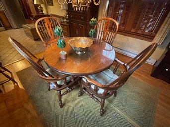 NICHOLS AND STONE TABLE WITH FOUR FIREHOUSE WINDSOR CHAIRS