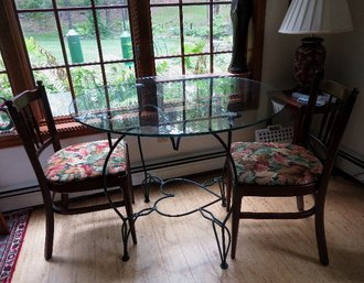 Green Metal With Heart Shaped Metal Design And 2 Chairs