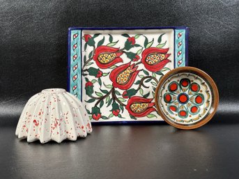 A Grouping Of Gorgeous Vintage Studio Pottery: Tray & Two Small Bowls