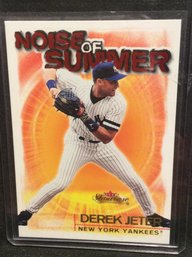 2000 Fleer Showcase Derek Jeter Noise Of Summer Derek Jeter Insert Card - M