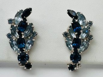 VINTAGE SILVER TONE LIGHT & DARK BLUE RHINESTONE CLIP-ON EARRINGS