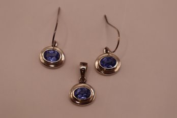 925 Sterling With Bluish Purple Stones Pendant And Earrings Set
