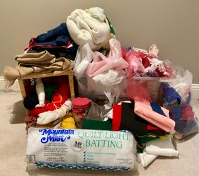 Large Lot Of Sewing Must Haves