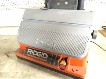 Ridgid EB44242 Oscillating Belt Spinder Sander