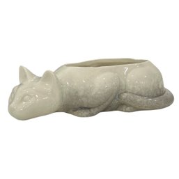 Vintage Whimsical White And Gray Sprayed Ceramic Decorative Cat Planter