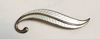 VINTAGE A. SON STERLING SILVER ENAMEL LEAF BROOCH NORWAY