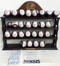 The Danbury Mint New York Yankees Championship Baseballs And Case