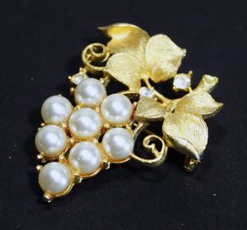 Vintage Gold Tone Sprig Of Grapes Faux Pearl Brooch
