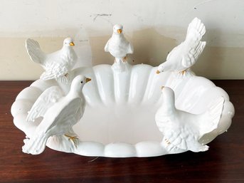 Elegant Italian Bird Bath In White Porcelain Doves