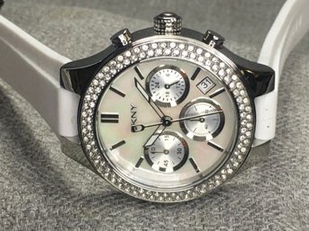 Very Nice Brand New Watch By DONNA KARAN / DKNY Chronograph Dial - Mother Of Pearl Face - White Silicone Strap