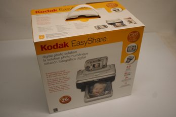 New In Box Kodak Easy Share C310 Digital Camera And Printer System