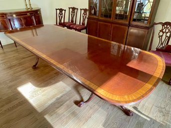 Ethan Allen Banded Mahogany Double Pedestal Extension Dining Table