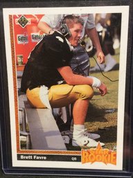 1991 Upper Deck Brett Favre Rookie Card - M