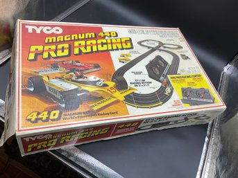 Vintage Tyco Magnum 440 Pro Racing Set