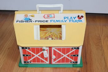 Fisher Price Barn And Silo (silo Has Fences And Animals)