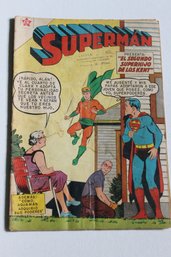 Unusual Foreign Edition Superman Comic Book