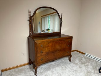 Beautiful Antique Dresser With Mirror