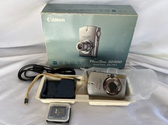 Canon PowerShot SD500 Digital Elph Camera