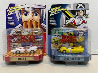 Johnny Lightning ,pair Of SPEED RACER Dioramas Die Cast Models.(#152).